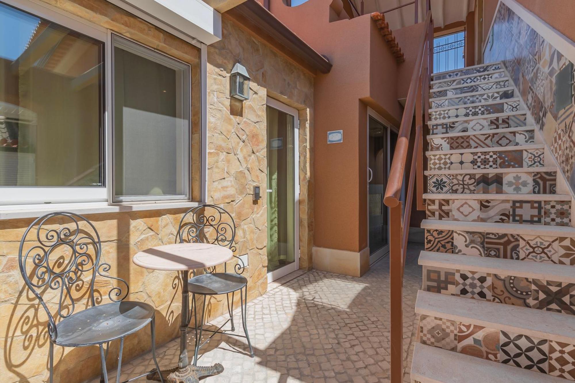Villa Rosa (Adults Only) Lagos Exterior photo